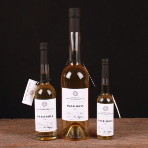 Der Haselnuss - Likör ist besonders cremig und daher im Geschmack sehr langanhaltend.