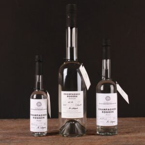 Der Geruch des Champagnerroggen - Kornbrand erinnert an frisch gekeimtes Getreide